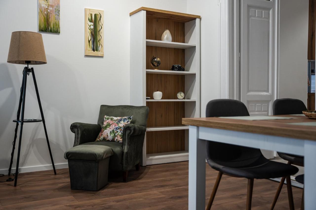 Volenter Lux Apartment Uno Baja Exteriér fotografie